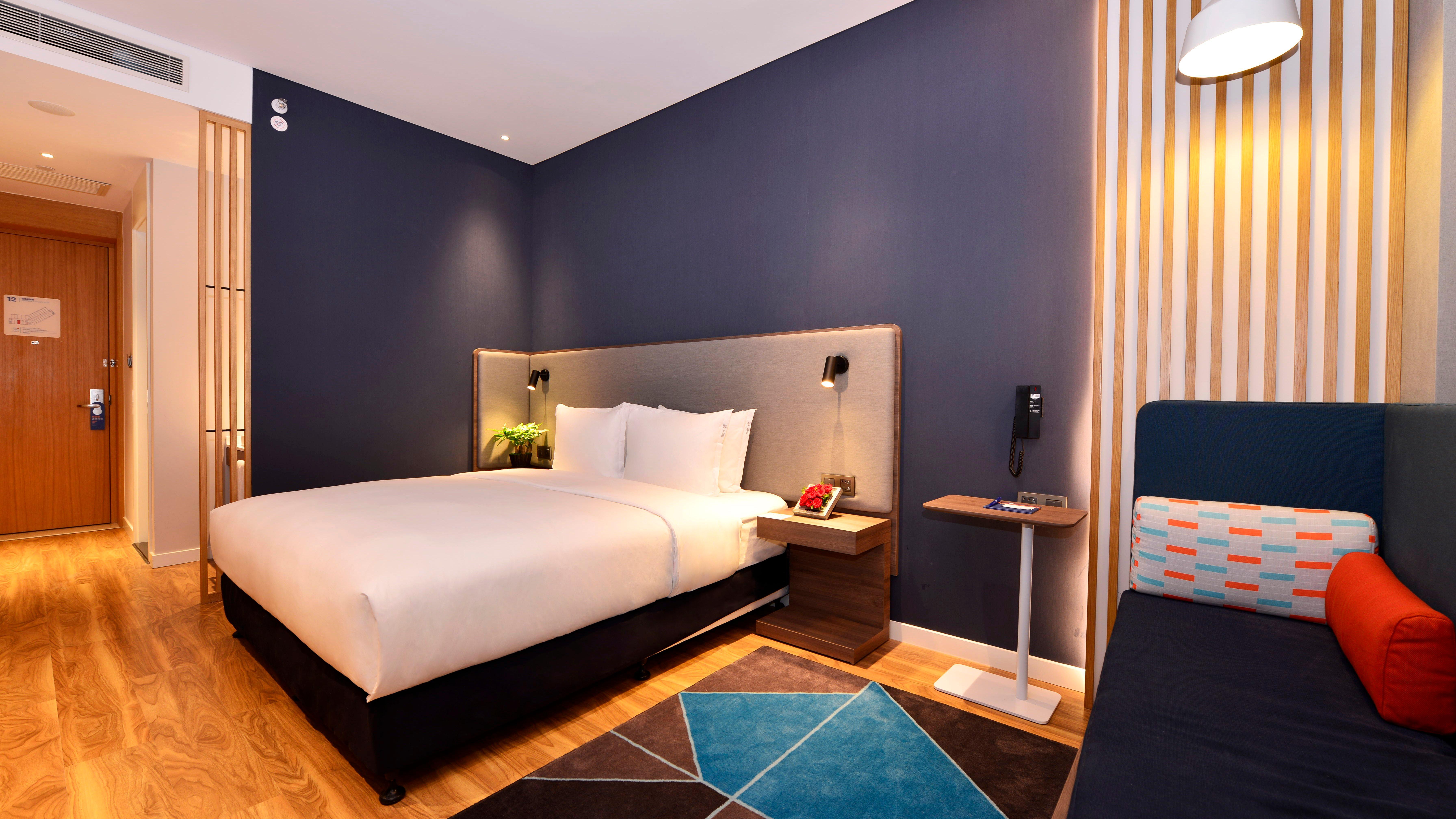 Holiday Inn Express Luanchuan By Ihg Exterior foto