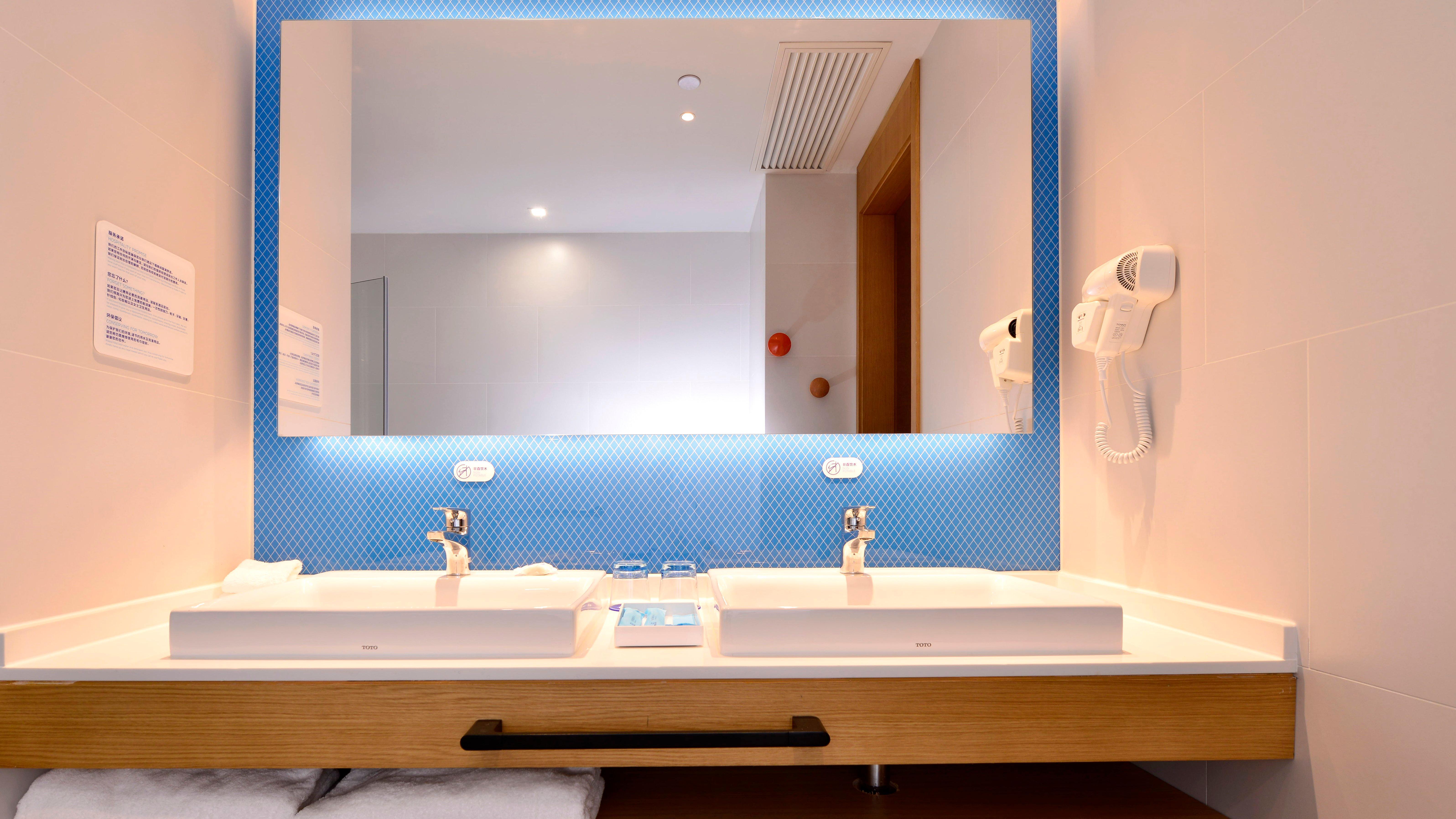 Holiday Inn Express Luanchuan By Ihg Exterior foto