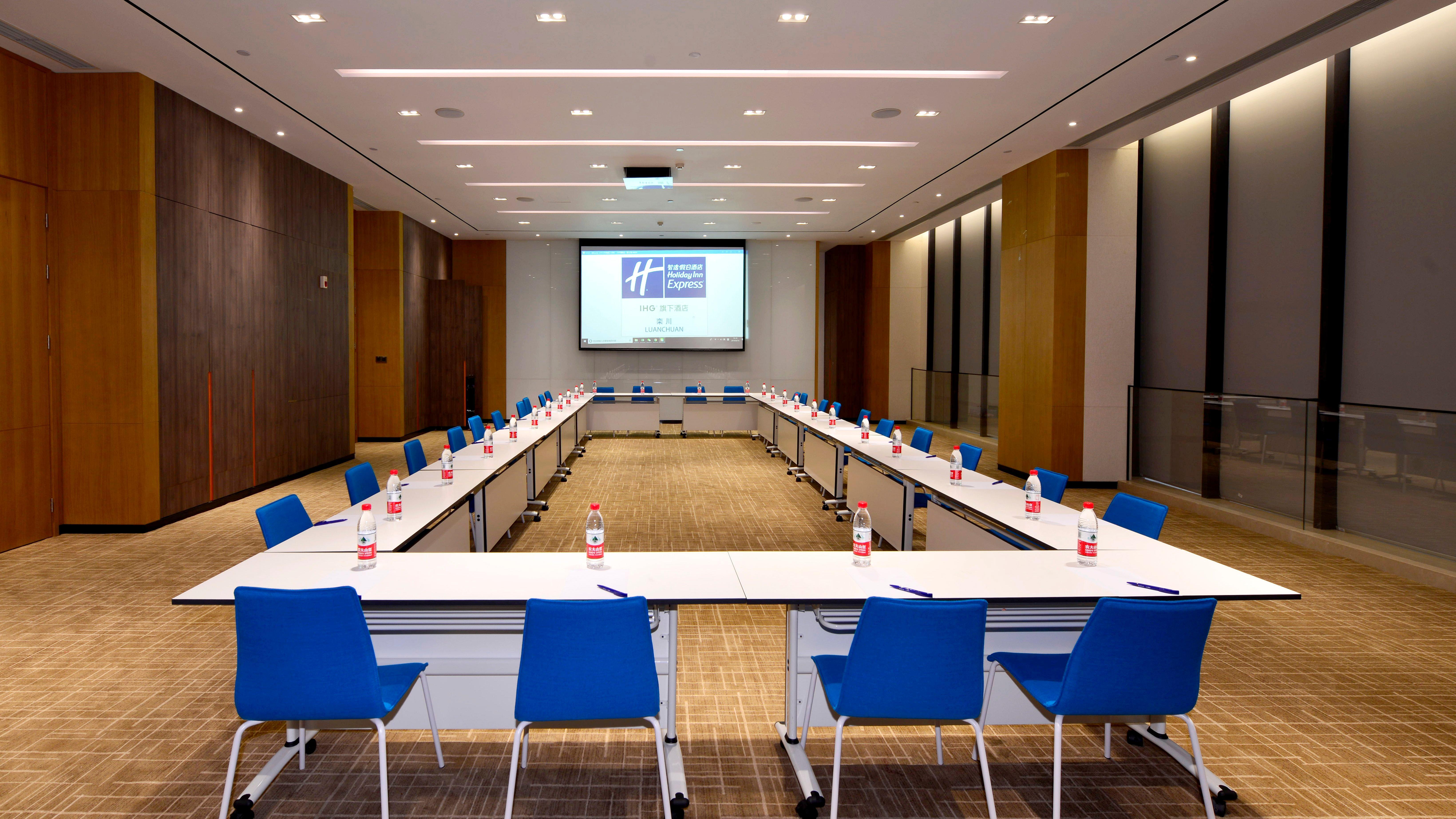 Holiday Inn Express Luanchuan By Ihg Exterior foto
