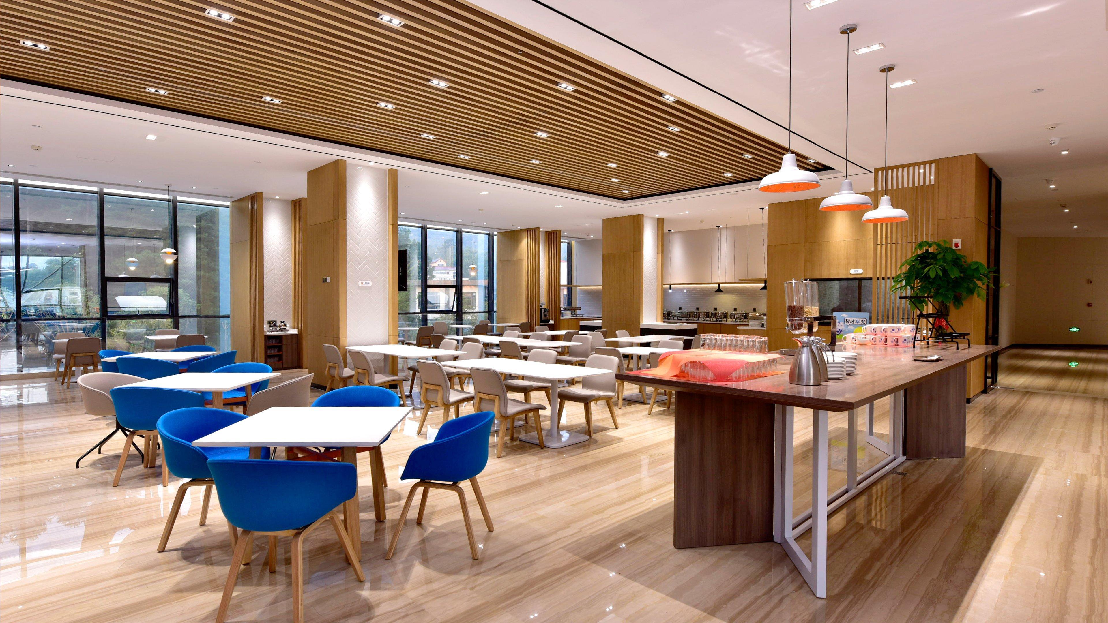 Holiday Inn Express Luanchuan By Ihg Exterior foto